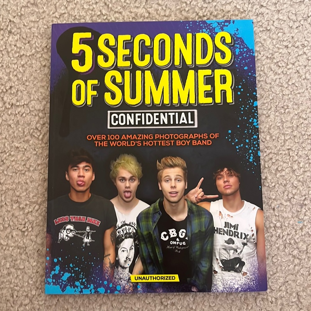 5 Seconds of Summer - Confidential Book